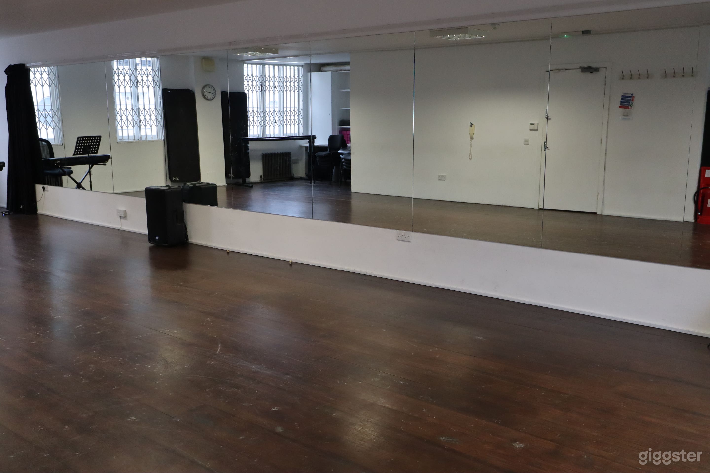 First Floor Rehearsal Space &amp; Dance Studio Photo 4