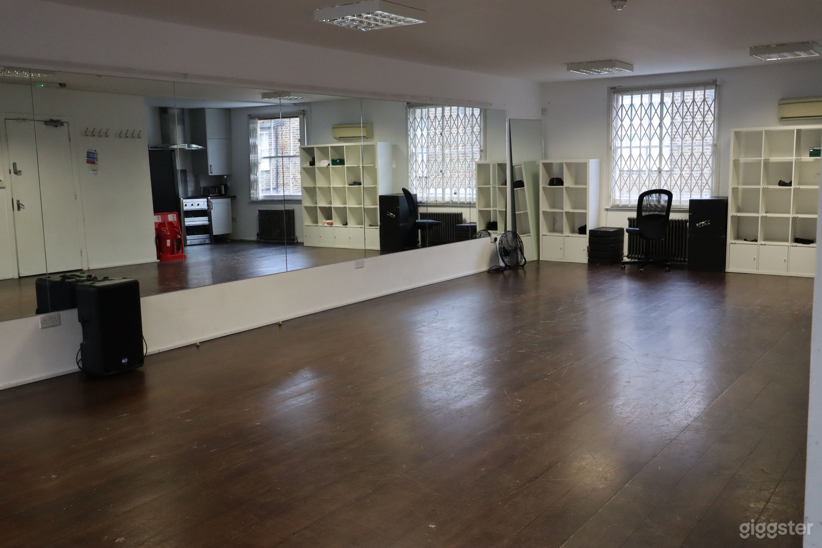 First Floor Rehearsal Space &amp; Dance Studio Photo 3