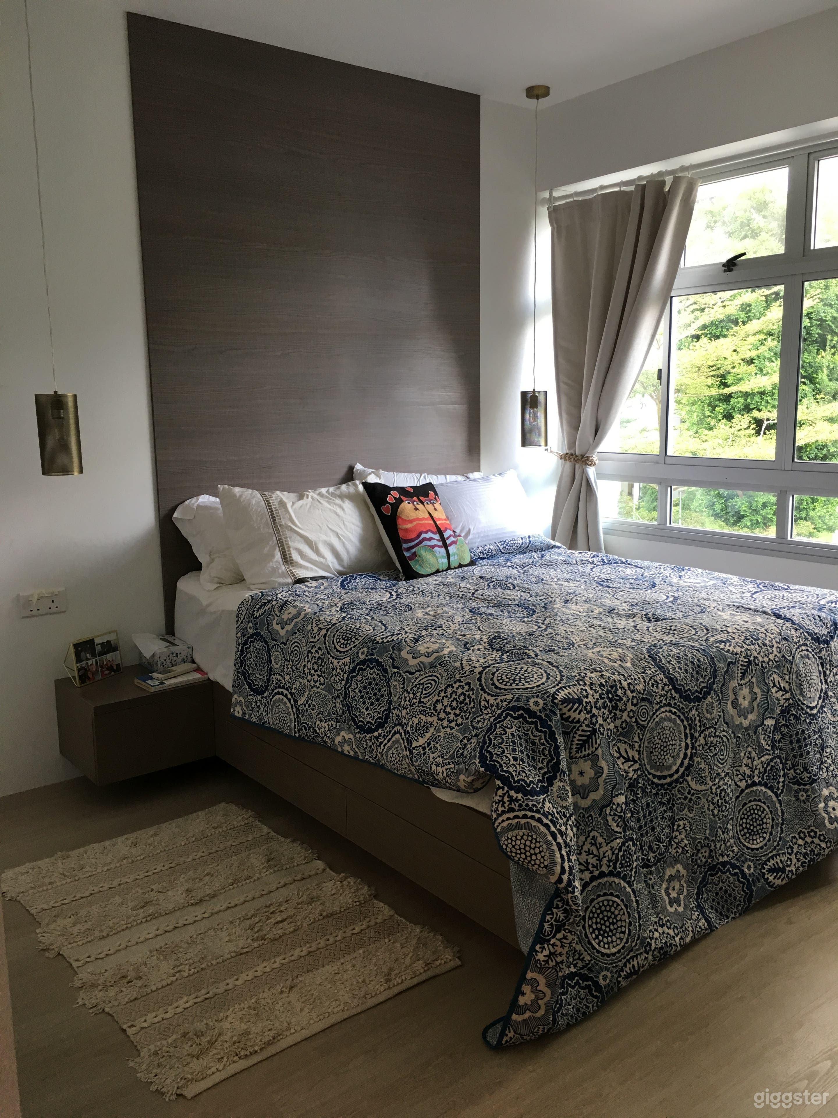 Modern living space Photo 3