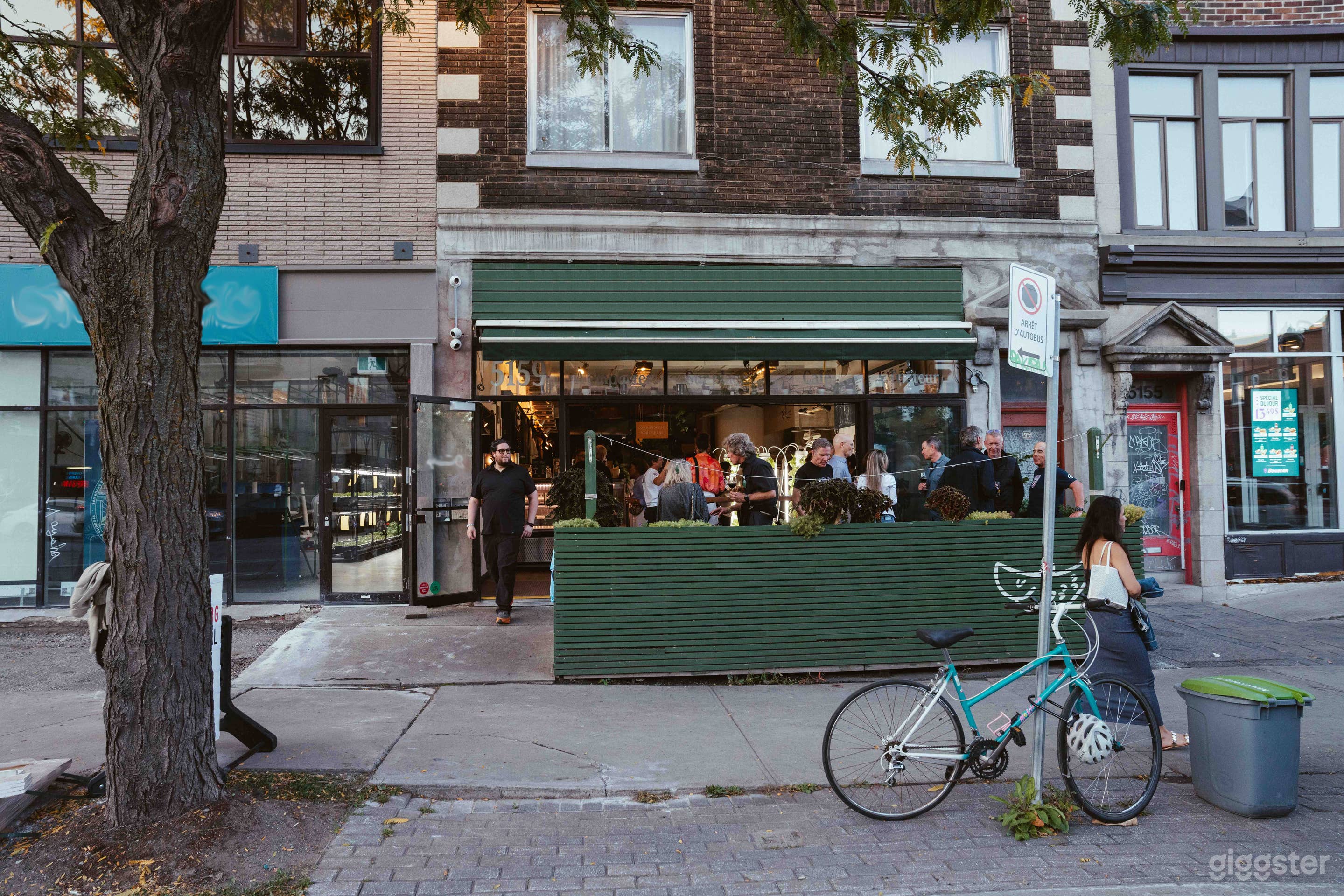 Charming Mile End Restaurant for Private Dinners & Parties Photo 1