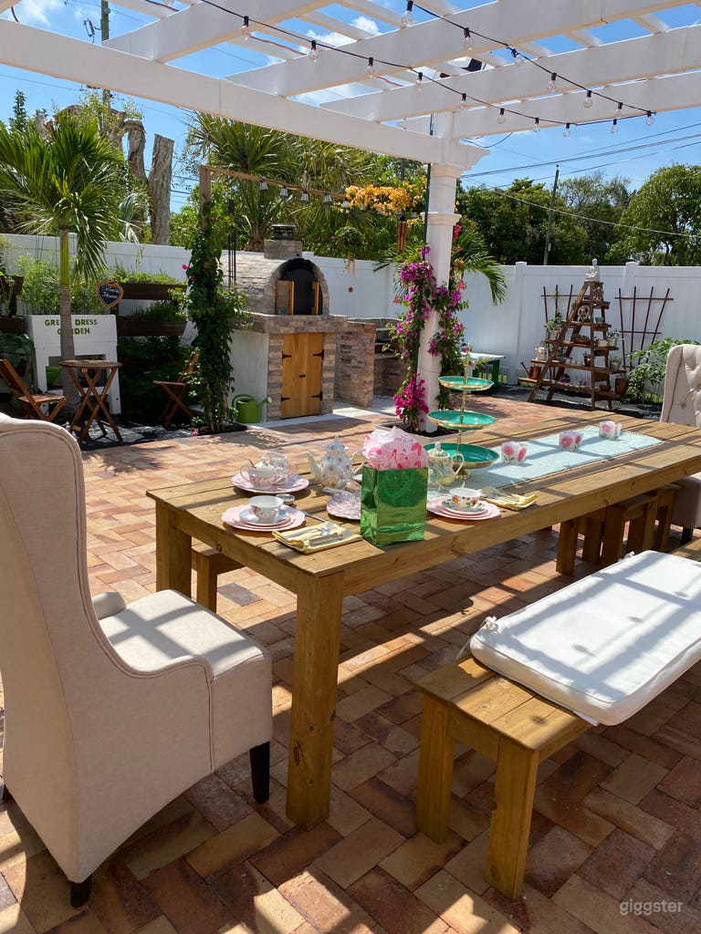  Lovely Green Dress Garden Delray Beach 