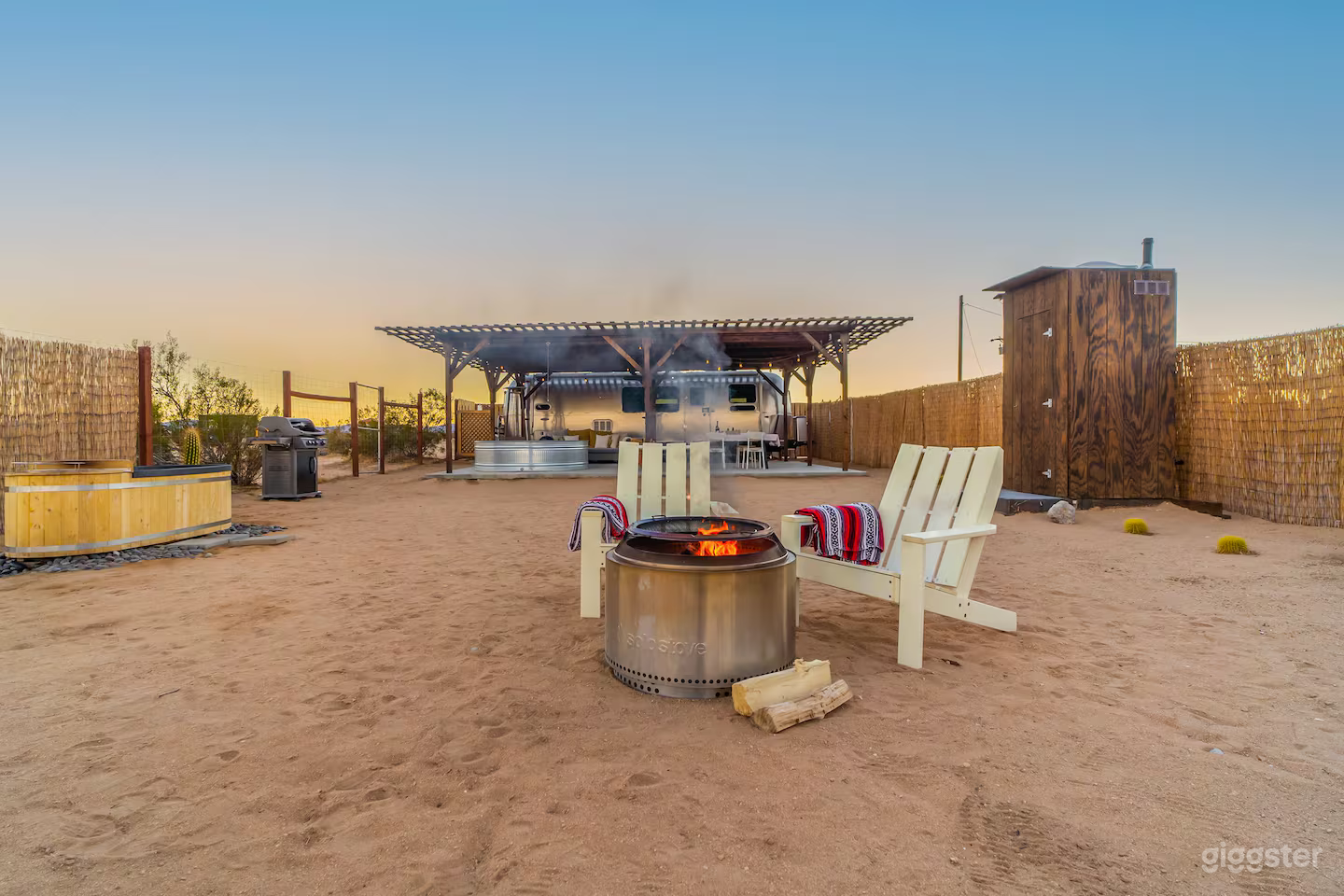 Modern Airstream Photo 2