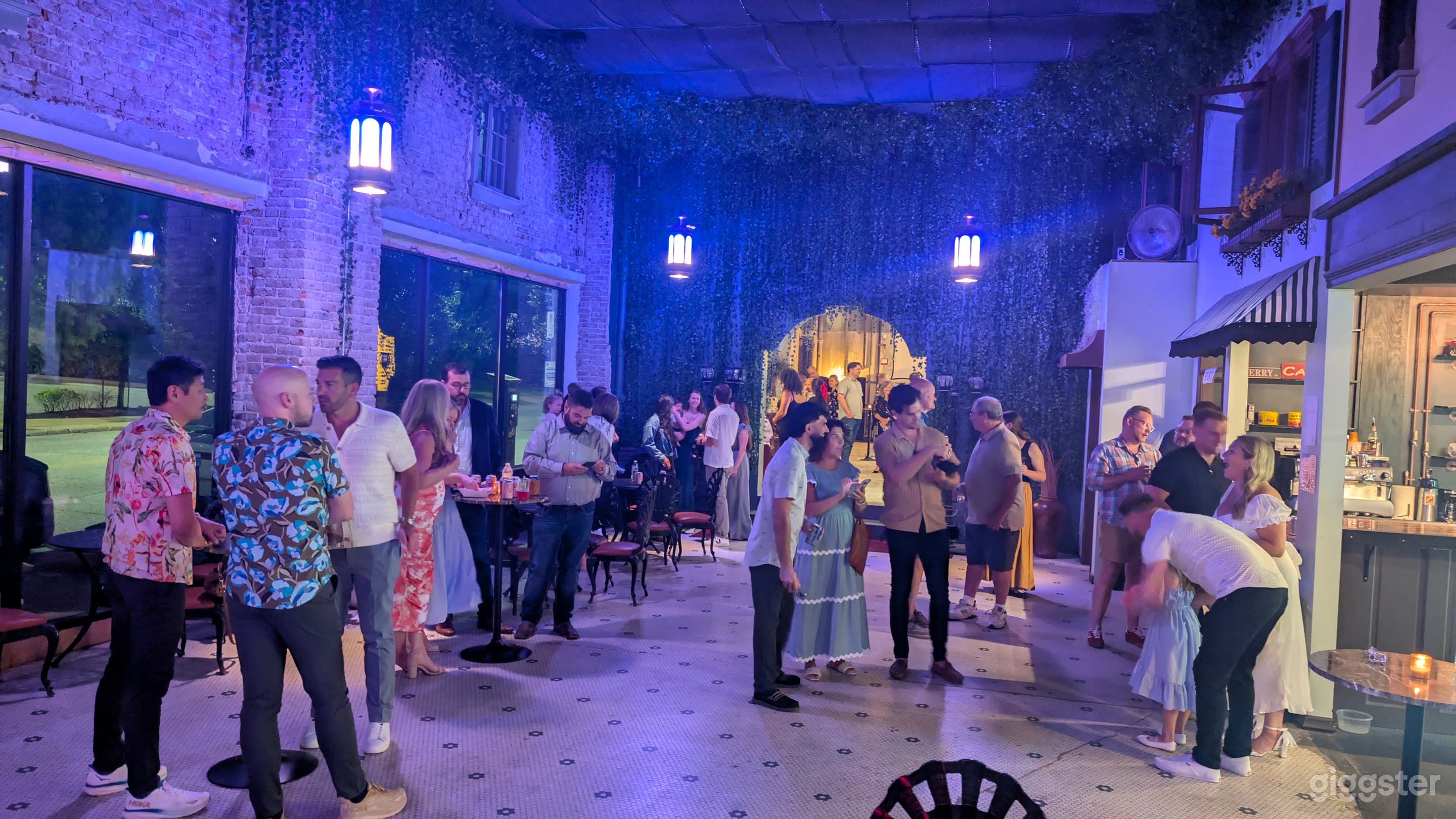 HUGE Automotive Customs Shop and Café Photo 2