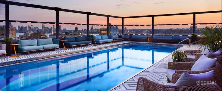  Lounge junto a la piscina Skyview 