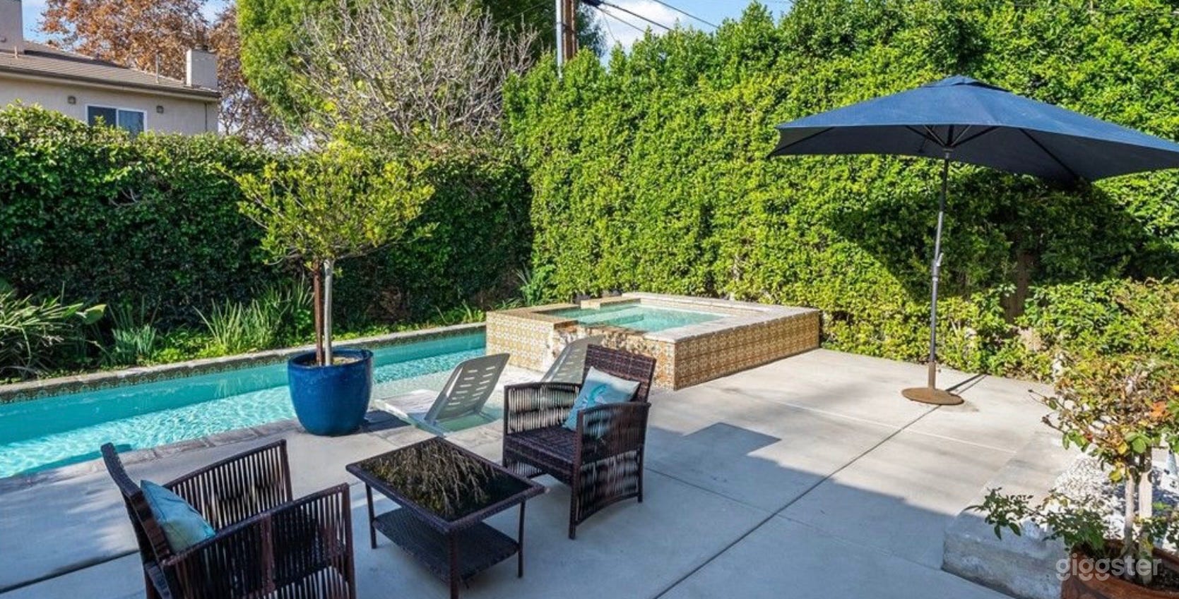 Spanish Bungalow with Gorgeous Private Pool Photo 1
