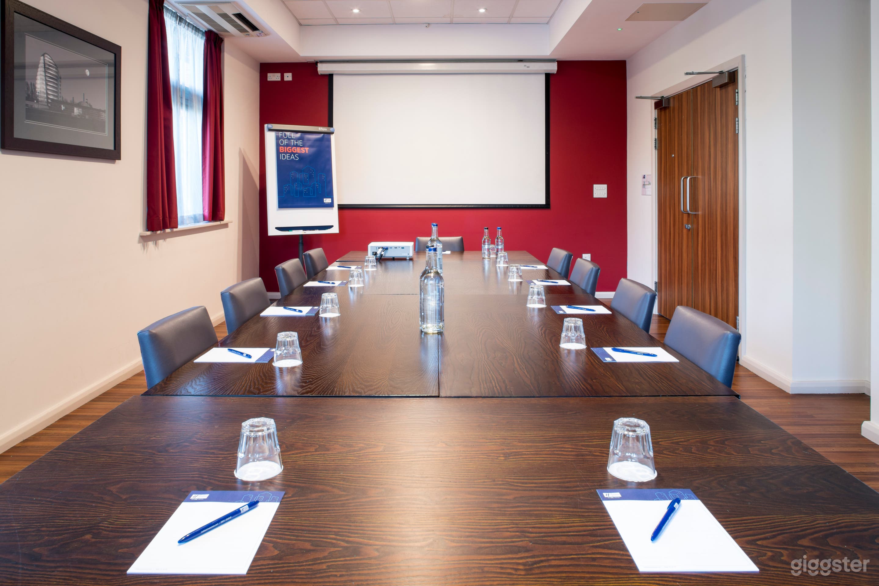 Beverley meeting room for up to 24 Photo 2
