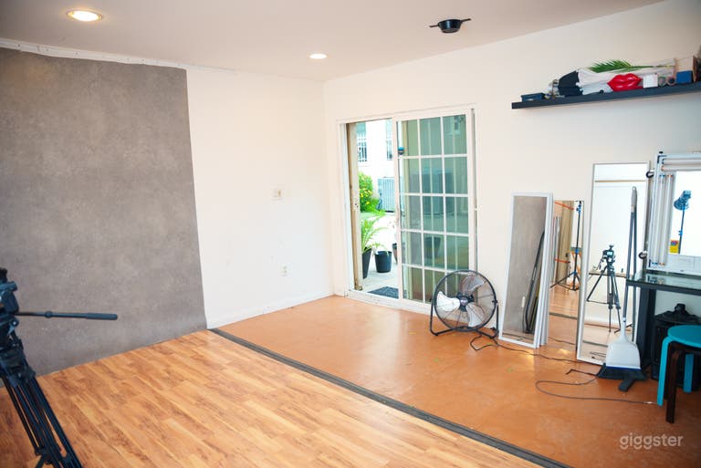  LIMITED $15 PROMO! Podcast/Video Recording Studio 