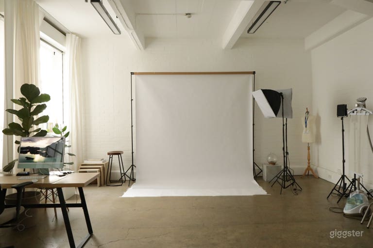  Minimalist Photography Studio in West London 