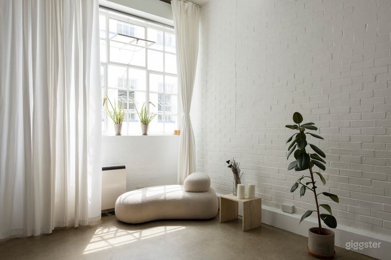  Minimalist Photography Studio in West London 