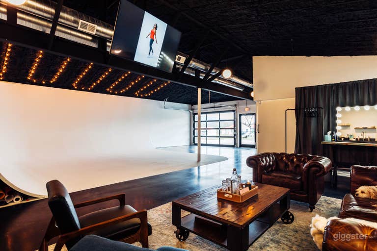  View from the Lounge of the studio floor. Can see the 12’ glass rolling door. 