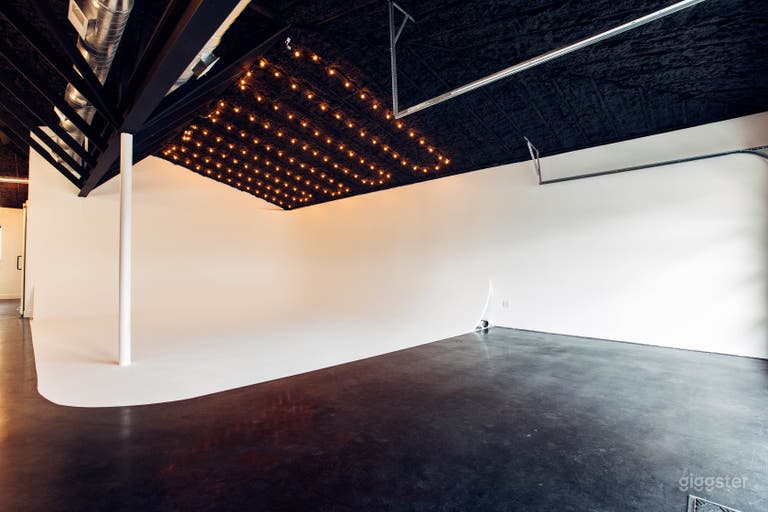  Commercial Photo Studio 