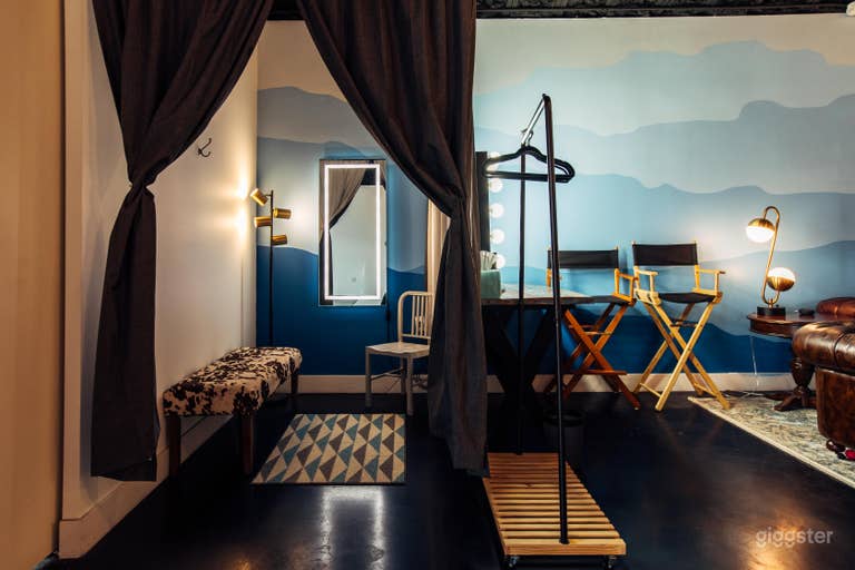  Changing area next to the hair and makeup area. 