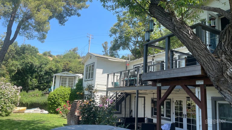  Updated 100 Year Old Lake House W Covered  Dock 