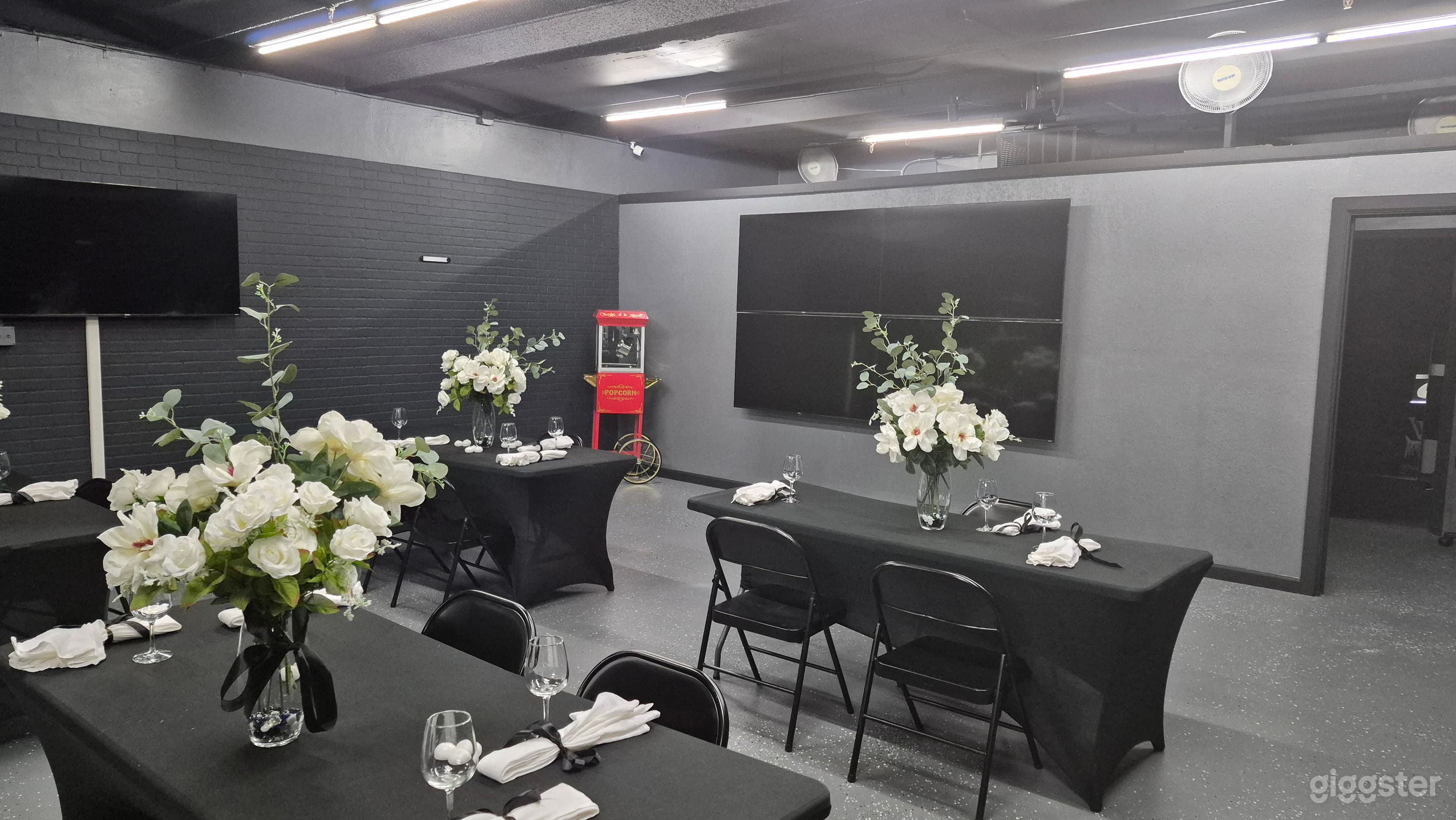 Stylish & Versatile Event Space in Sacramento Photo 3