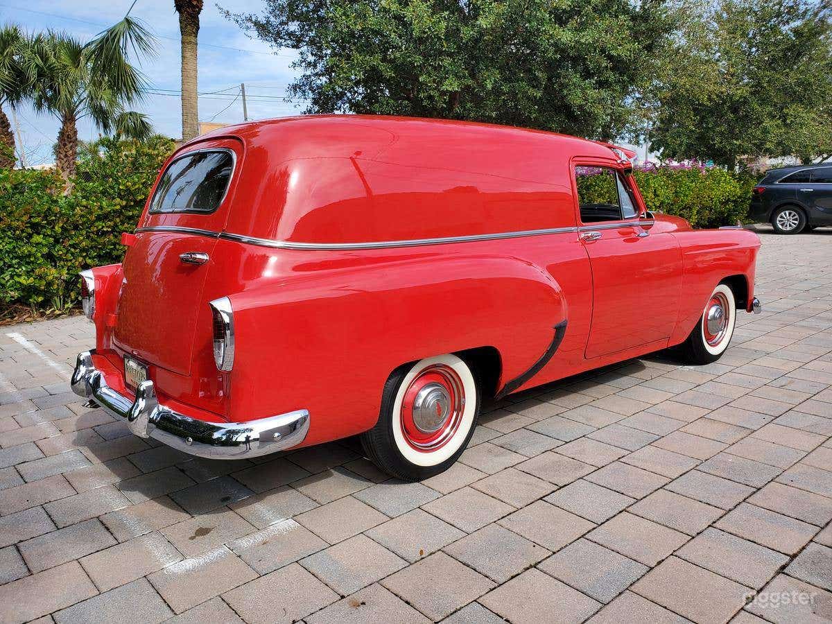 A head turner 1953 Chevrolet Sedan Delivery Photo 4