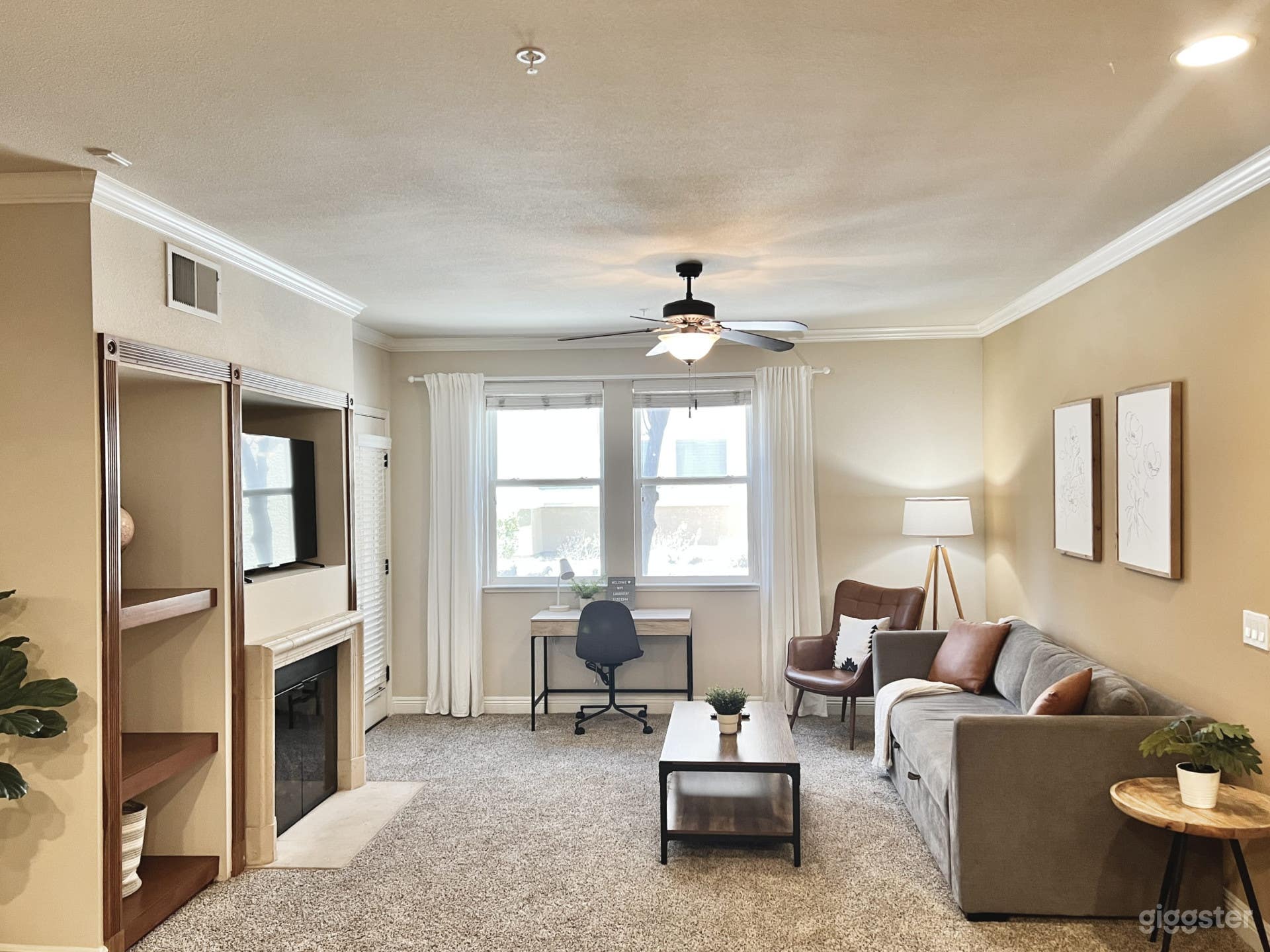 Relaxing 2-BR Apt with Pool, Hot Tub &amp; Gym Photo 3