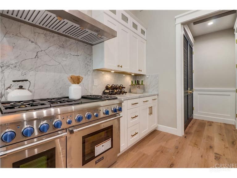  Modern Eastcoast Traditional  