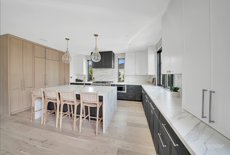  Modern Farmhouse Meets Coastal Contemporary Newport Beach 