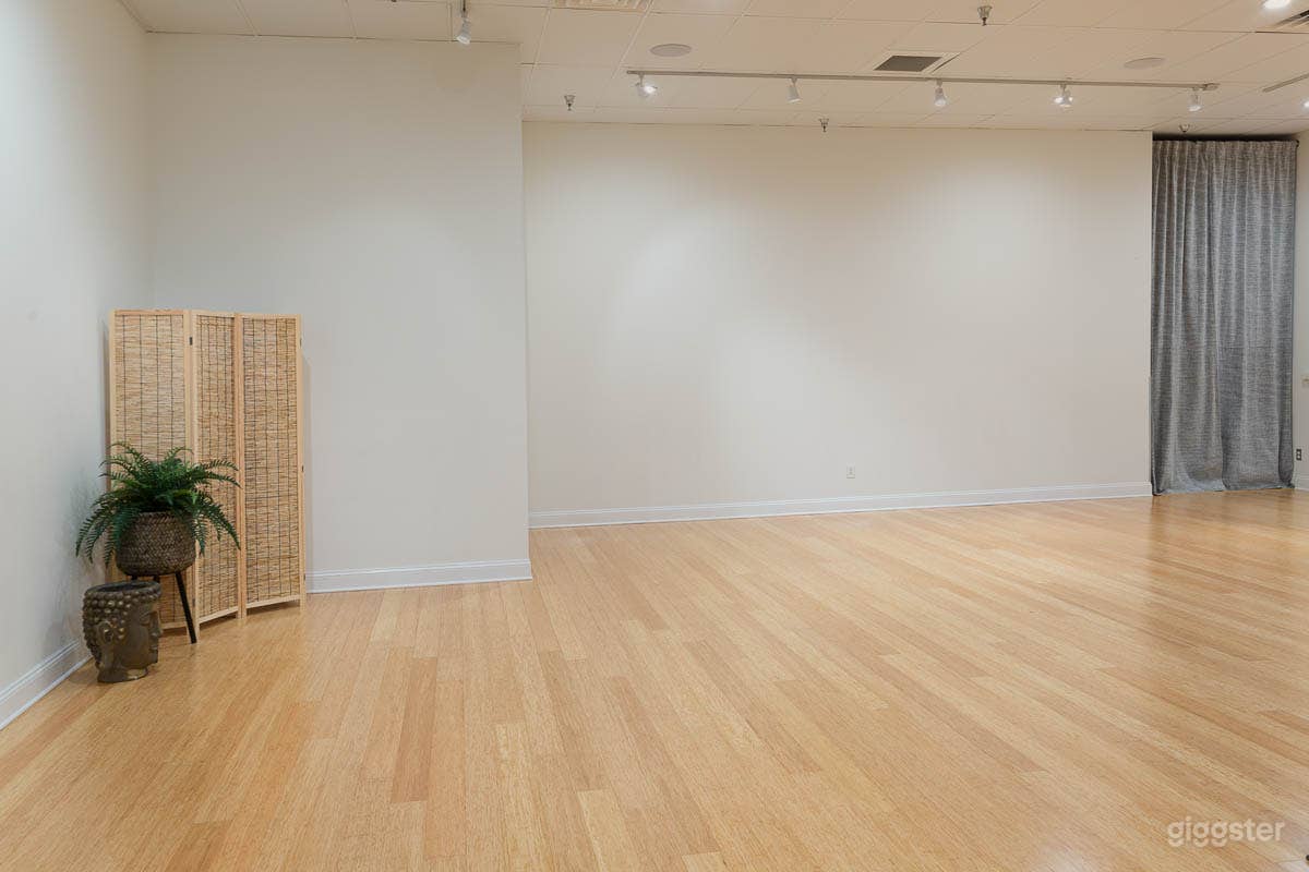 1200 square foot studio for yoga, dance or photo shoots