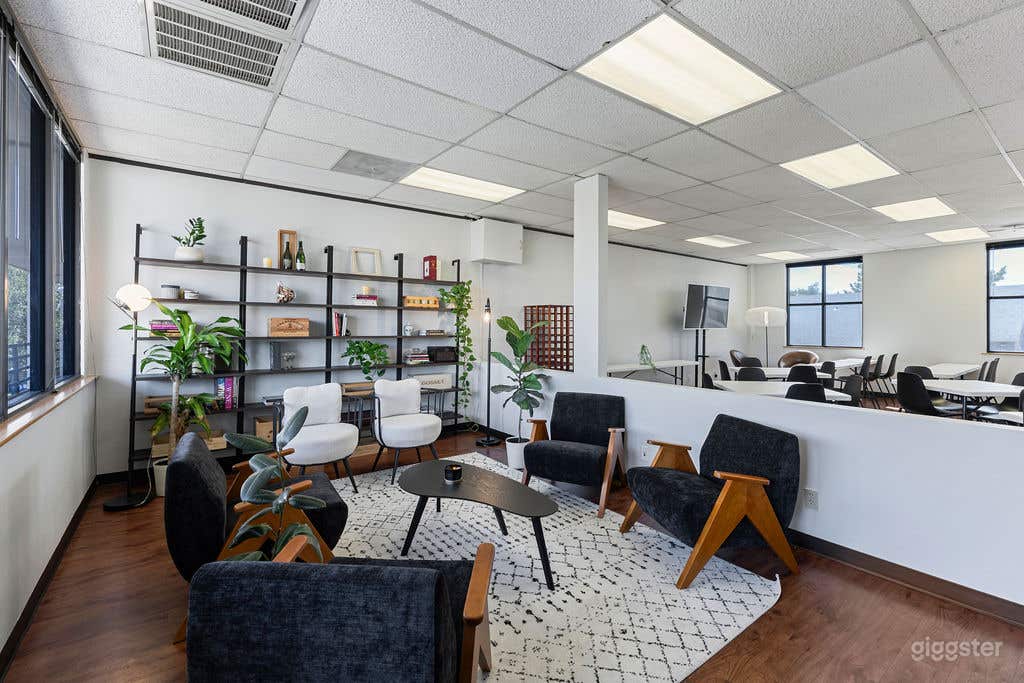 Bright Classroom + Event Space Photo 3