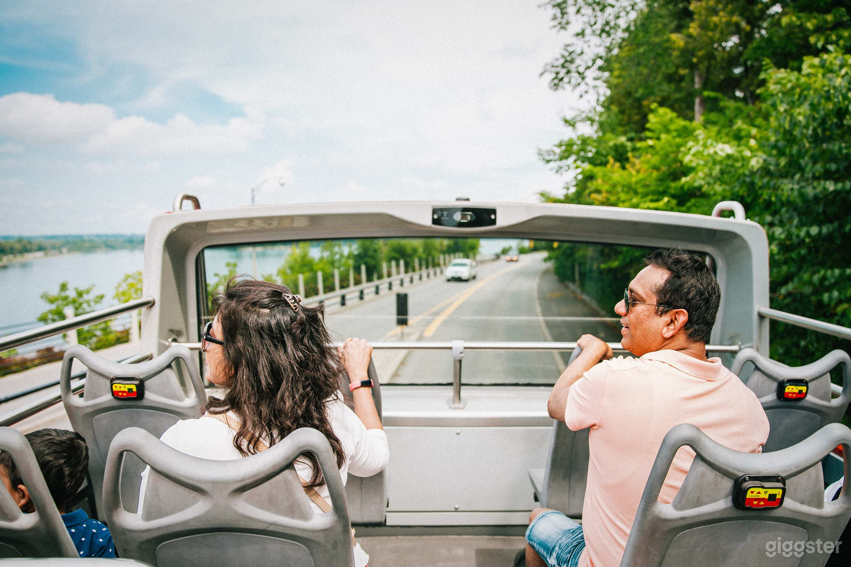 Open Top Double Decker Bus in Ottawa Photo 3