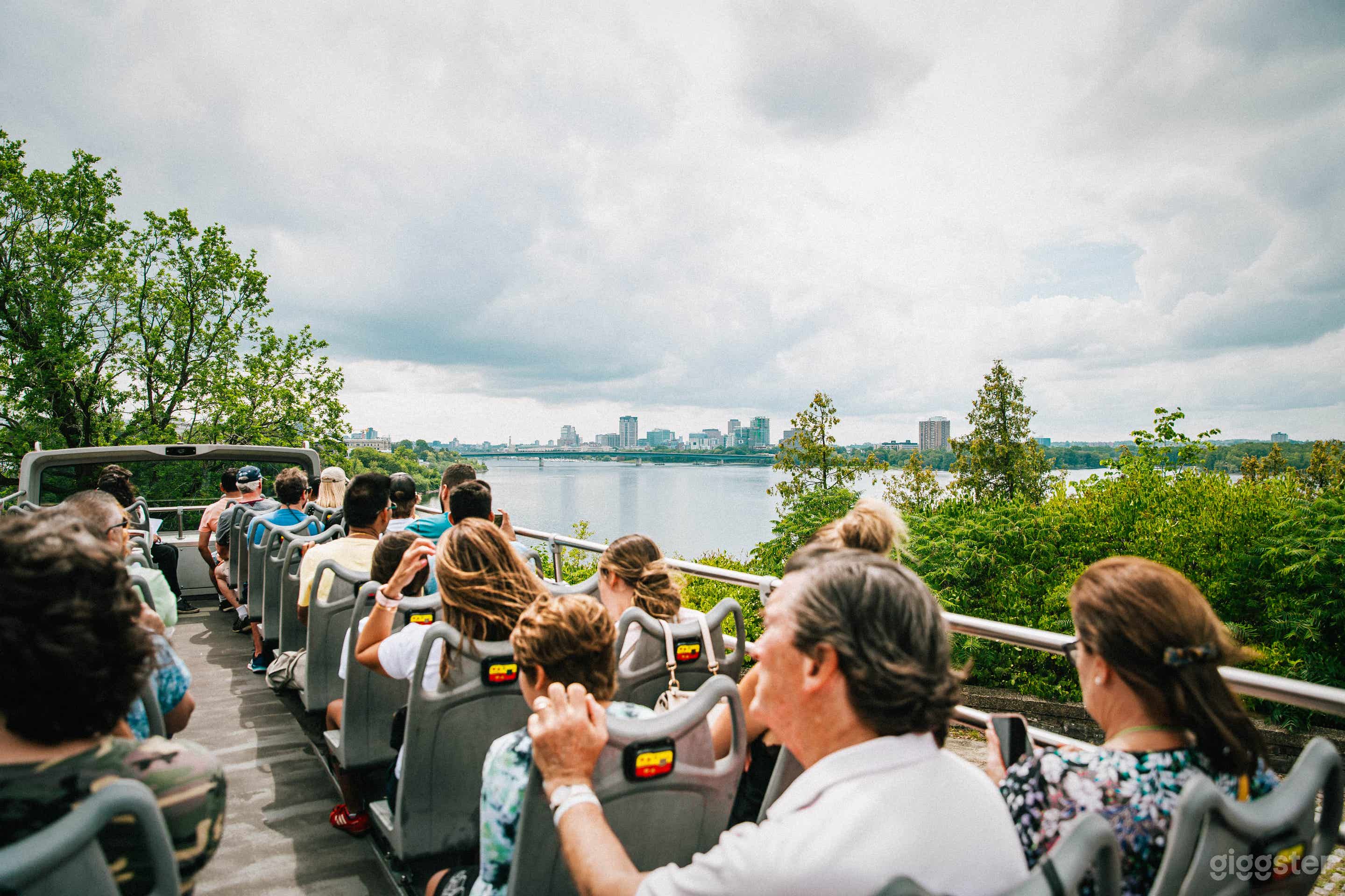 Open Top Double Decker Bus in Ottawa Photo 4