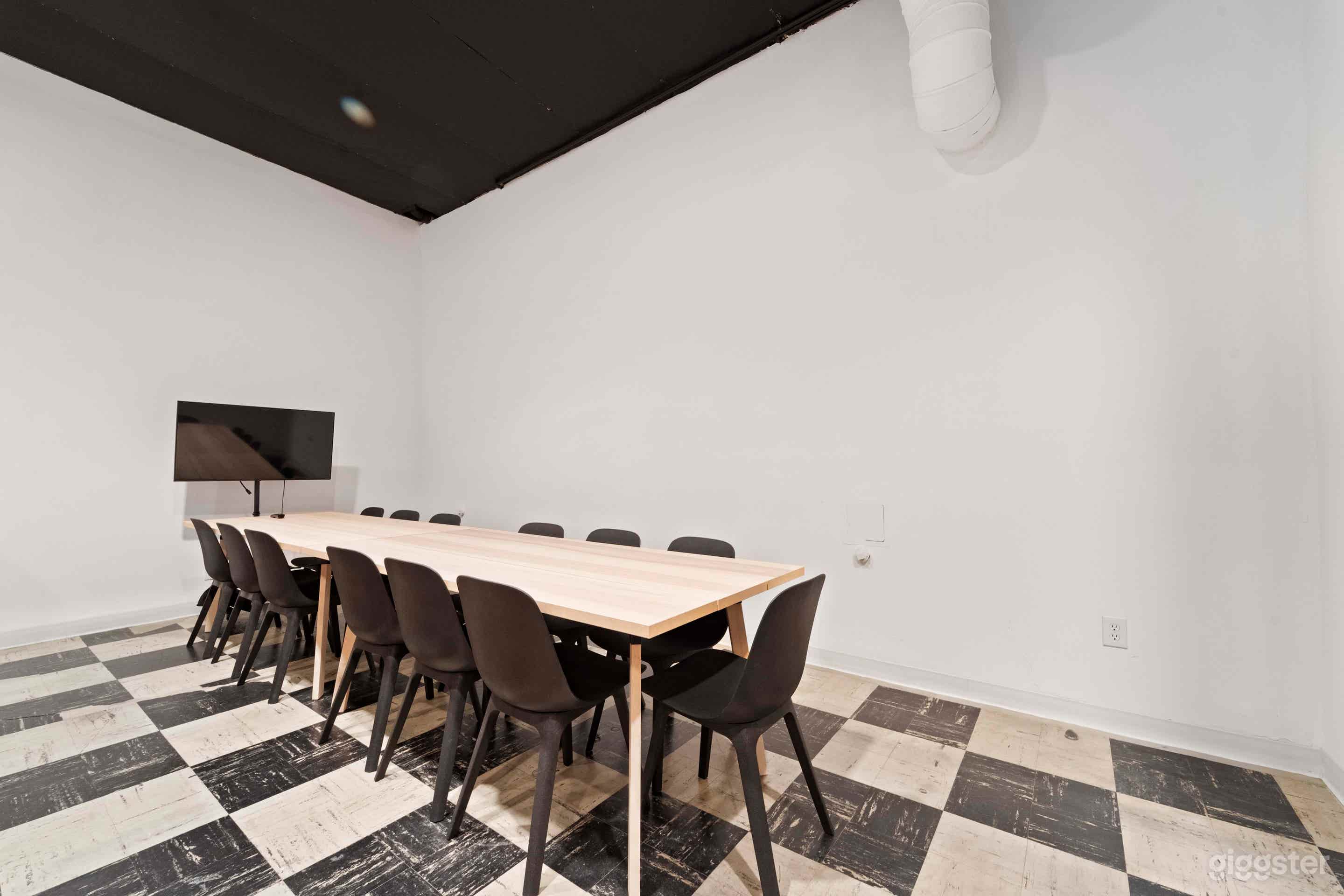 Large Studio/Meeting/Production Space - Hollywood Photo 2