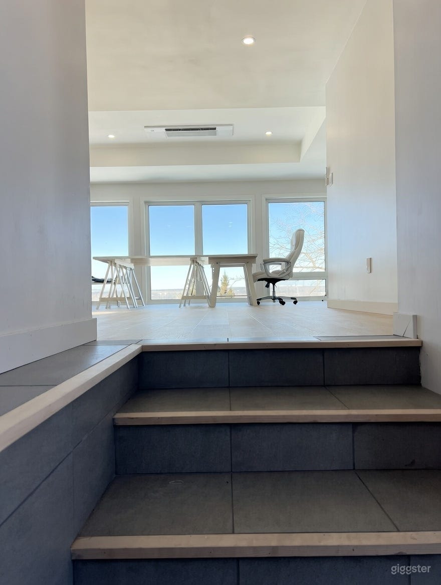 Modern Office Lounge With Inspiring View of The Ottawa River Photo 3