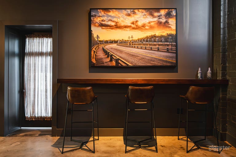  Vintage Bar Set, Catering Kitchen, Office Space, Warehouse 