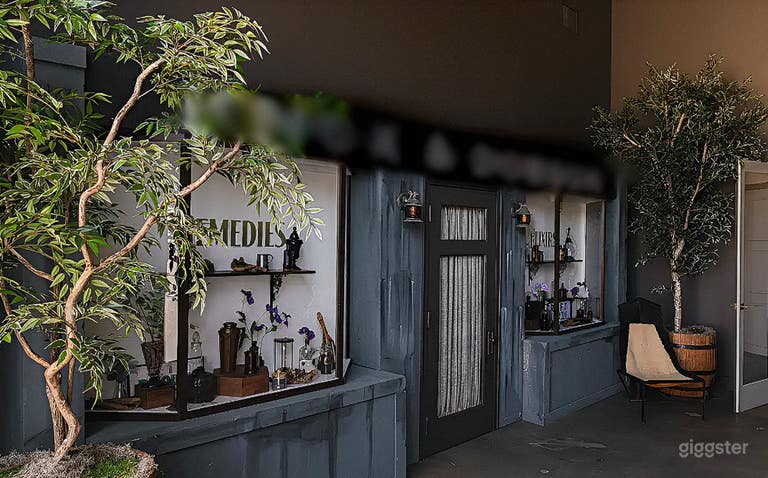  Vintage Bar Set, Catering Kitchen, Office Space, Warehouse 