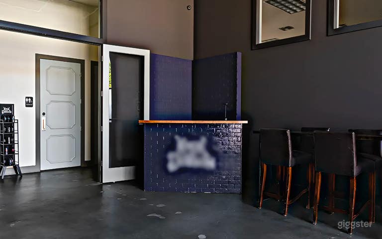  Vintage Bar Set, Catering Kitchen, Office Space, Warehouse 