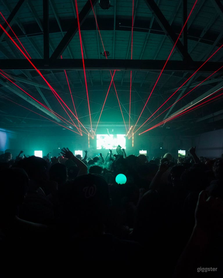  24 Hours Event Venue in DTLA with 200+ Parking 