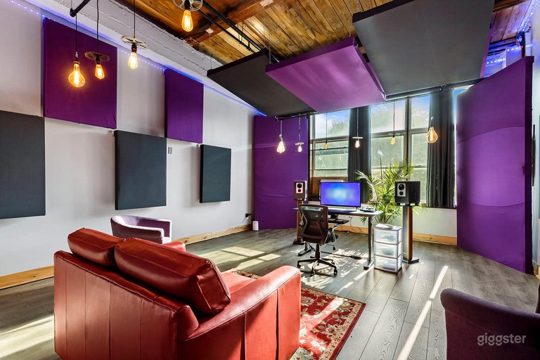  Music Recording Studio with a Vibe  