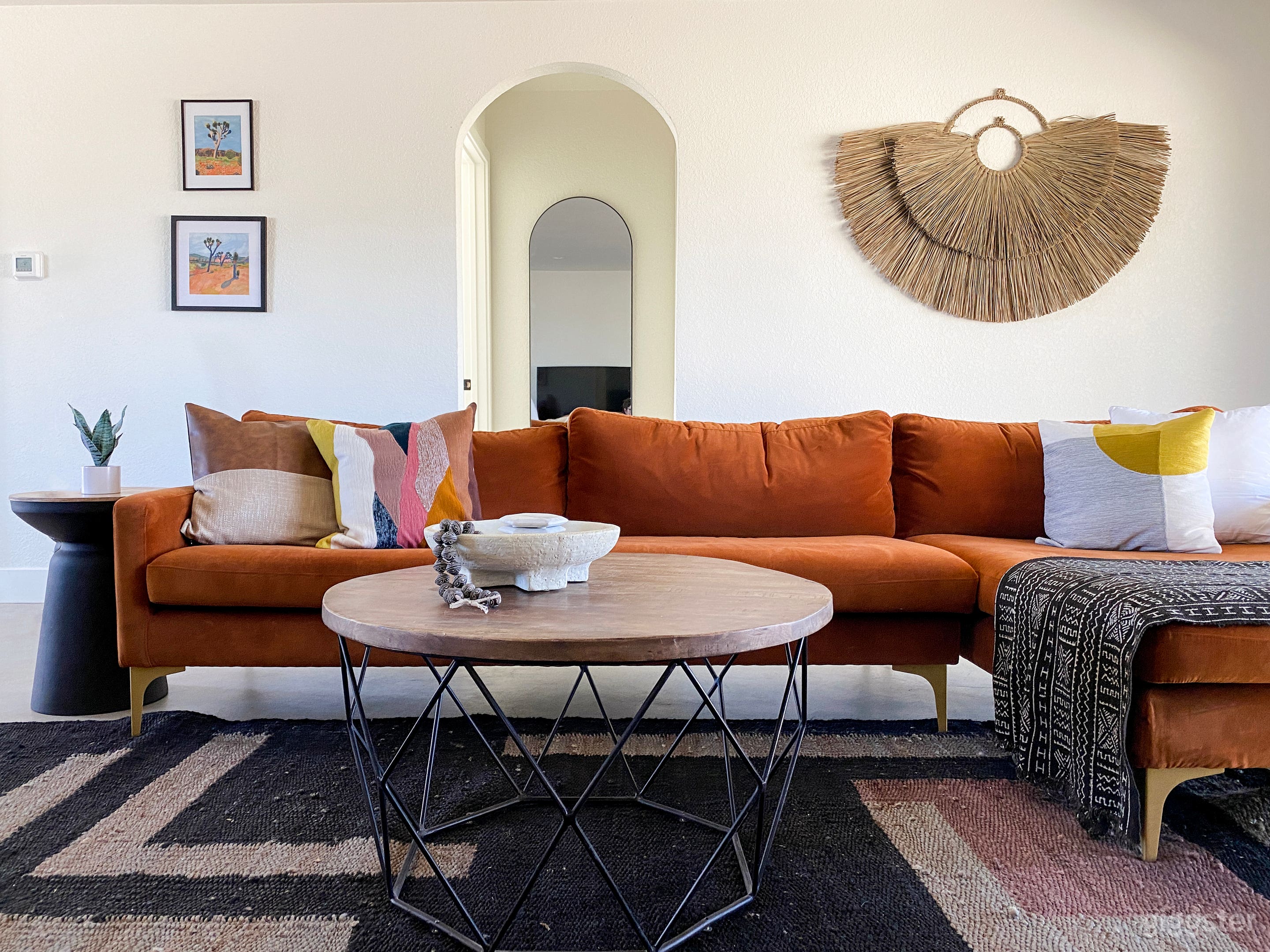 Bright, Modern Desert Home on 5 Acres Photo 1