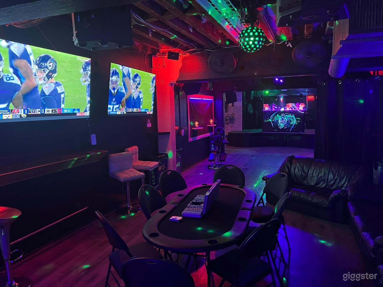 Football / poker set up