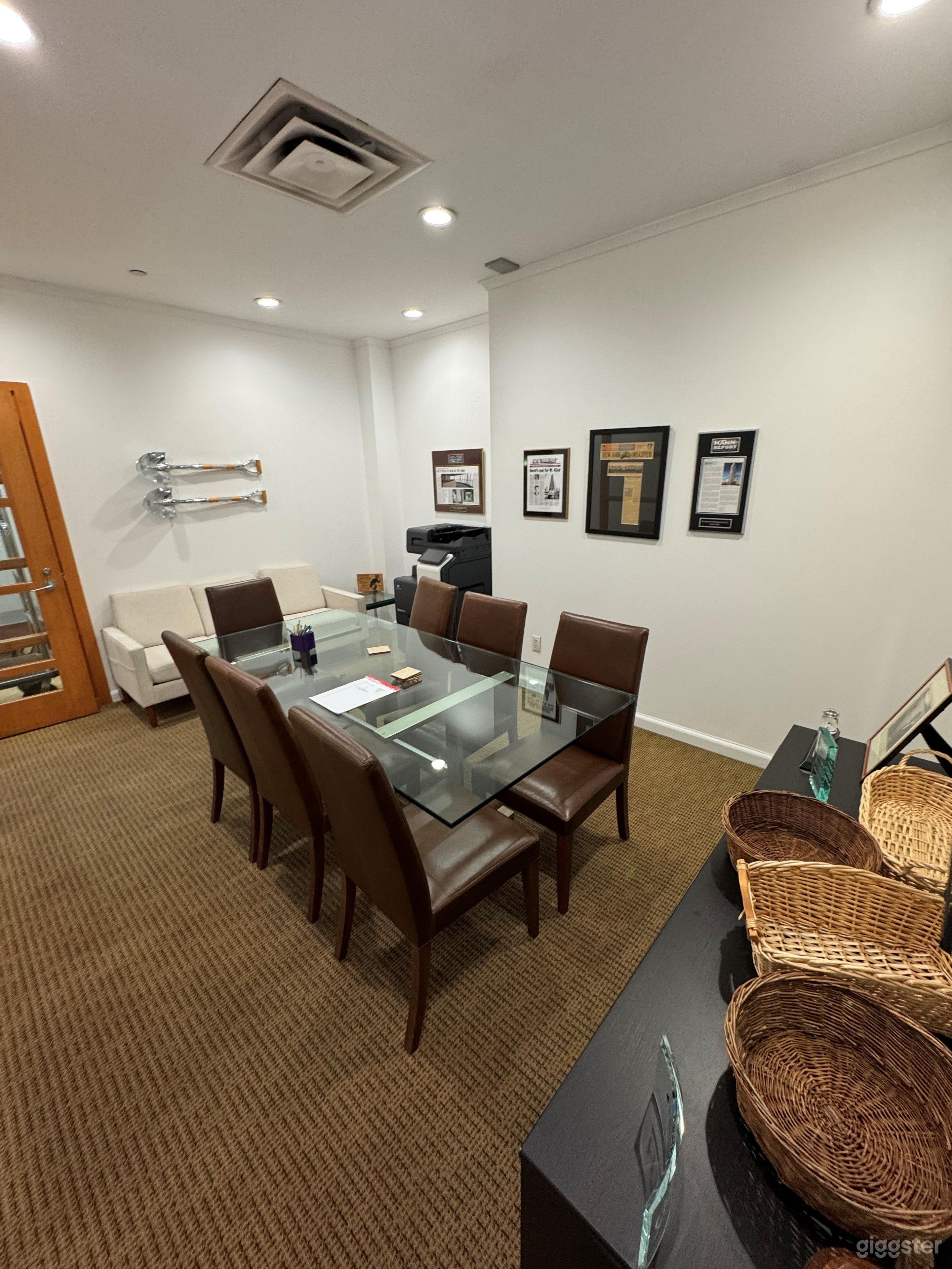 PRIME MIDTOWN MANHATTAN CONFERENCE ROOM Photo 2