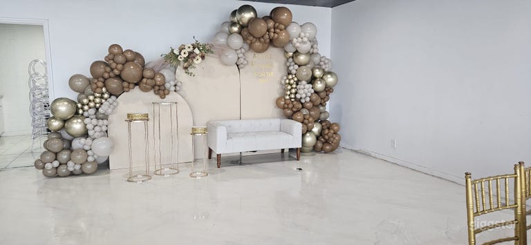  Luxurious Venue at best Rate 