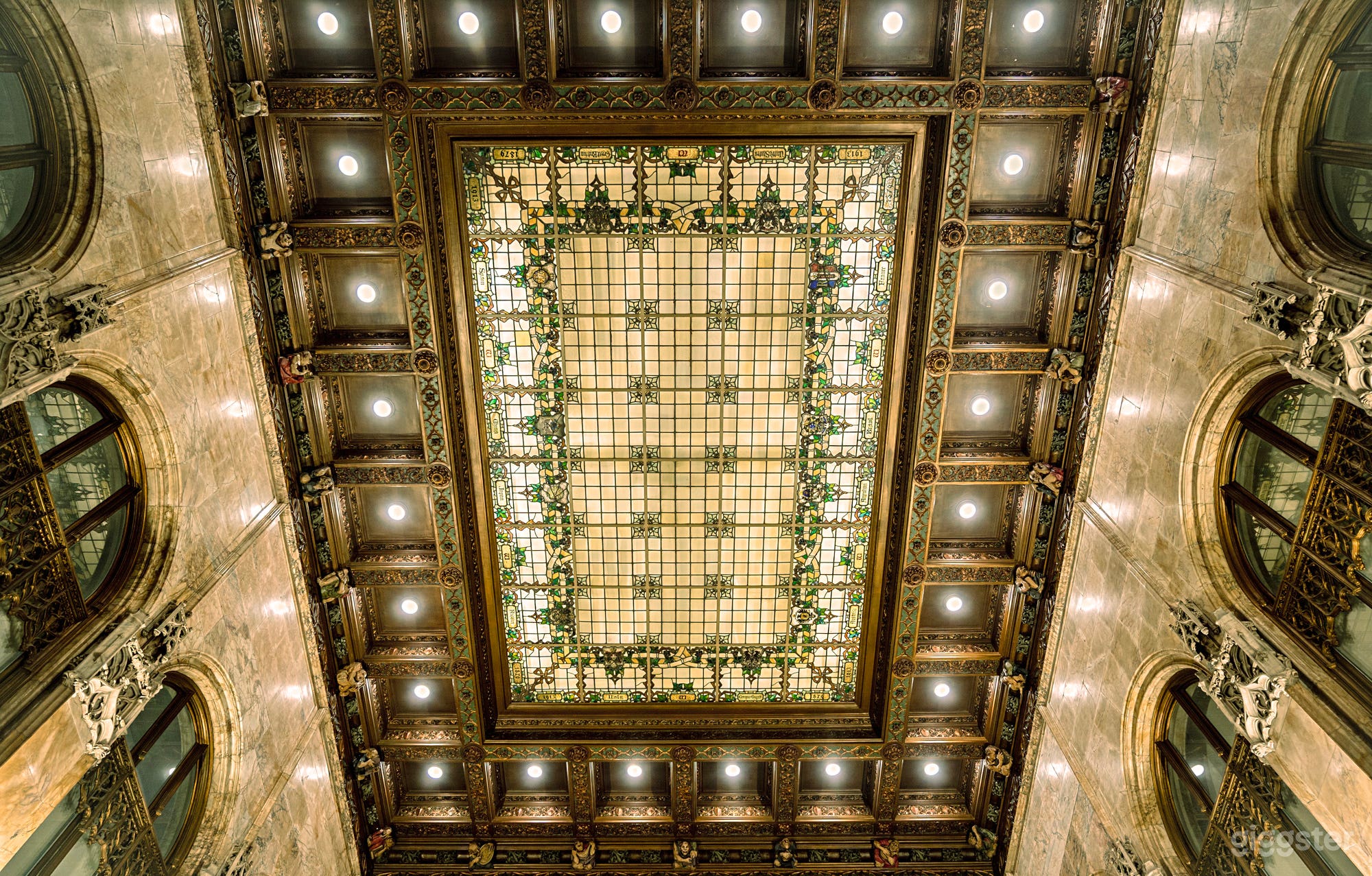 Three Level, Neo-Gothic, Masterpiece Lobby | Luxury Venue Photo 3