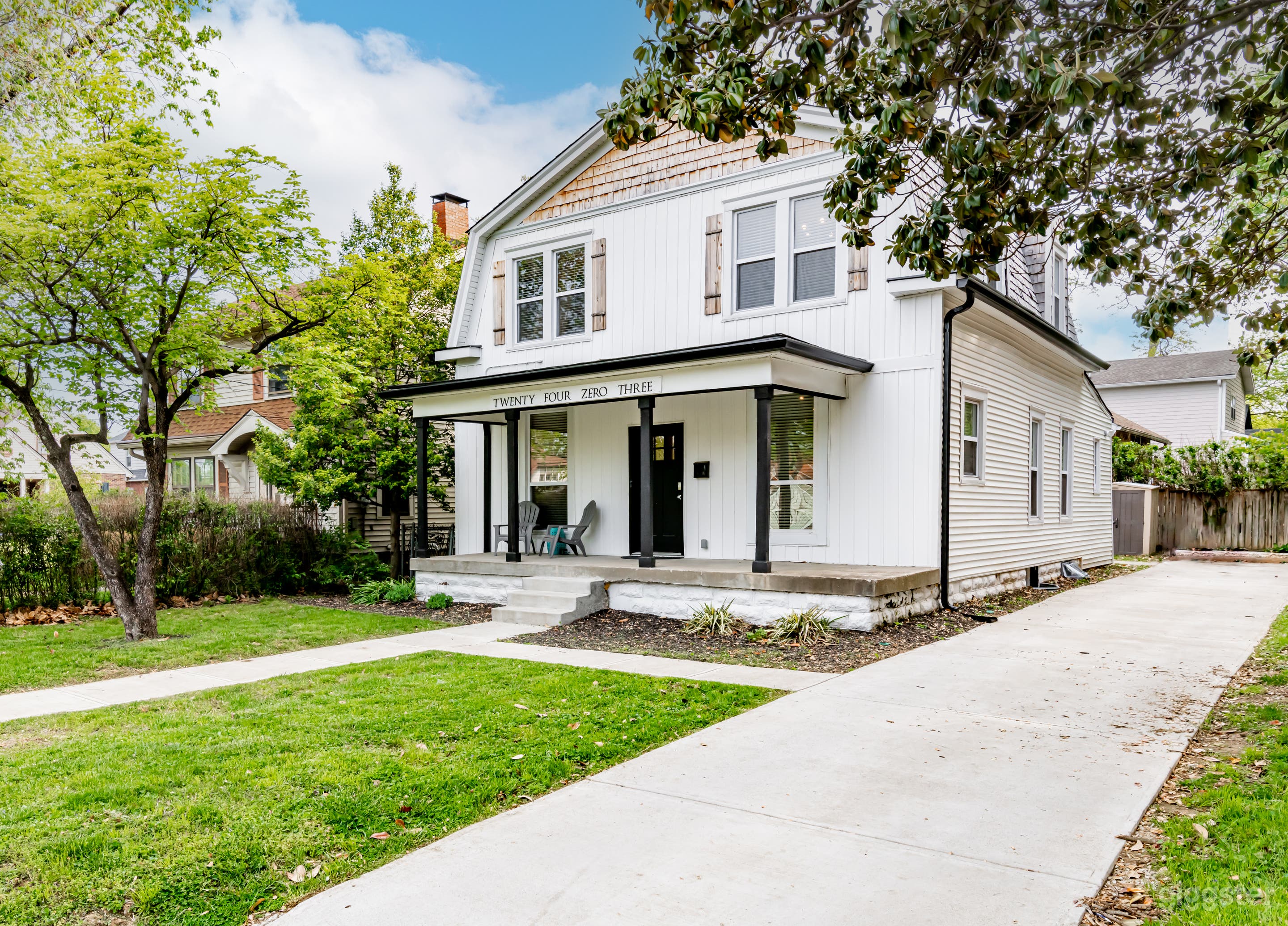 Fresh Farmhouse Near Historic Bardstown Road Photo 3