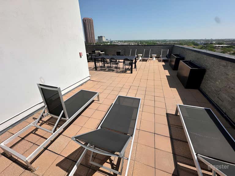  Rooftop Patio with an Amazing View of Downtown Dallas 