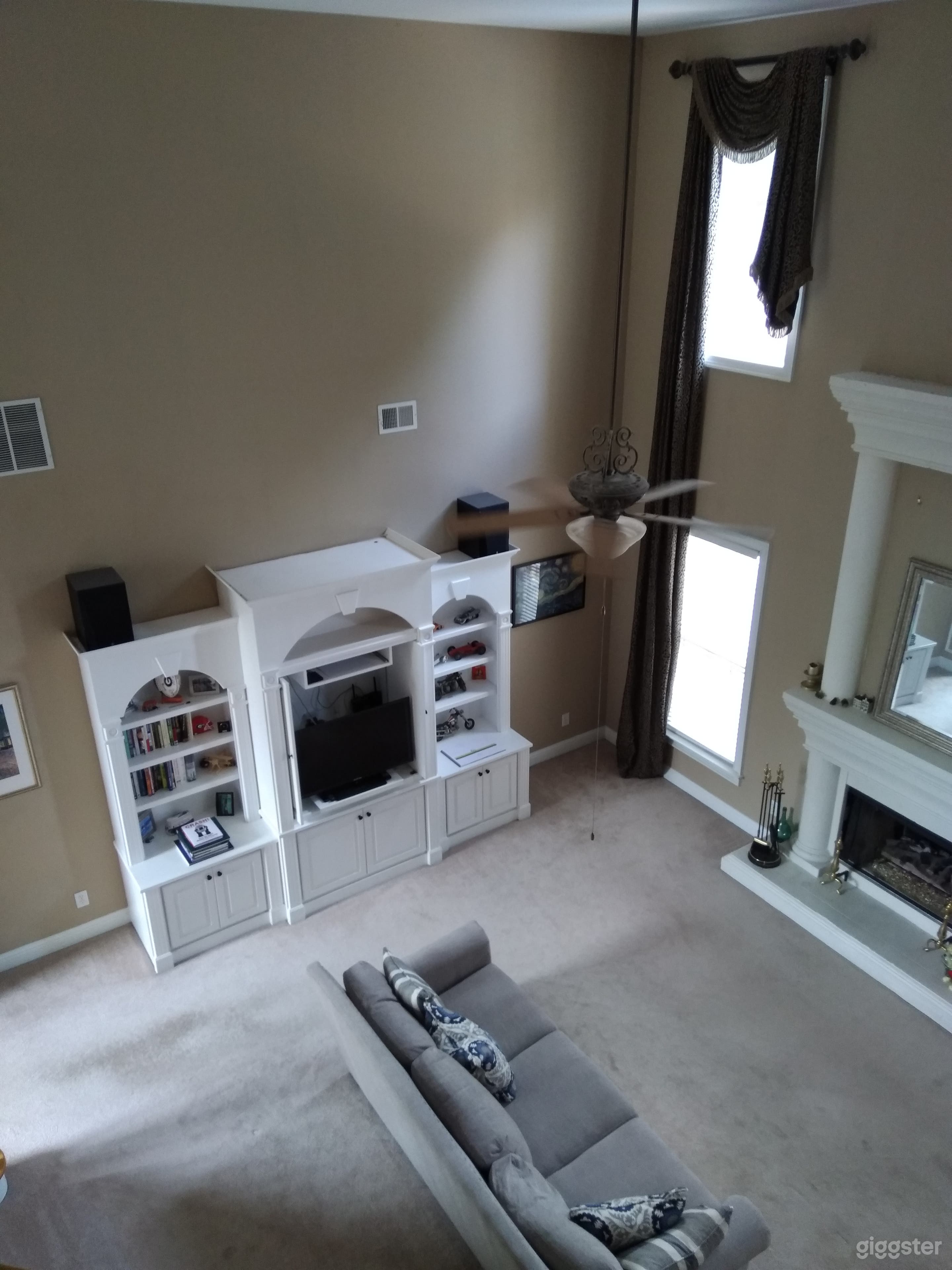 Executive home with pool Vinings Photo 3