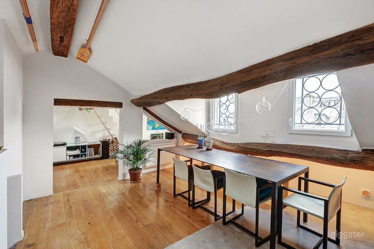  Design duplex/music studio in central Paris 