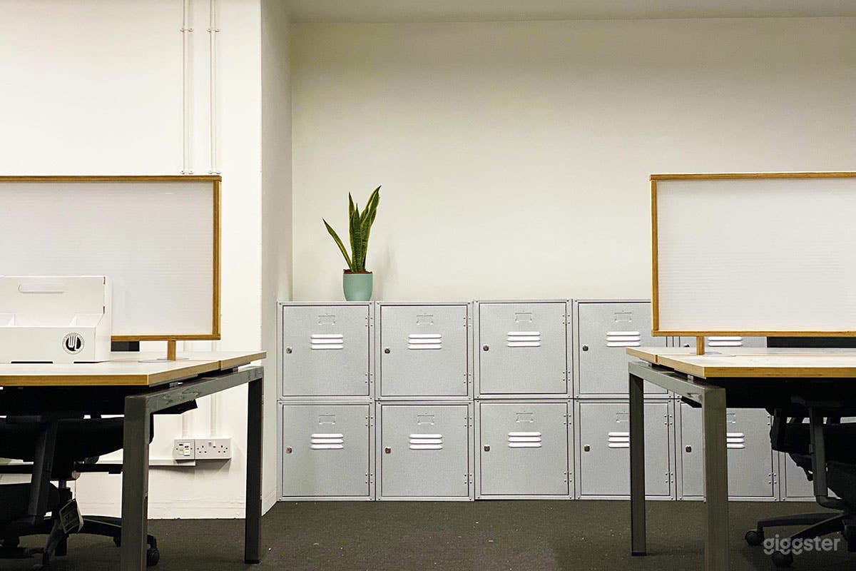 Blackheath HOT DESK/FIXED DESK Photo 2