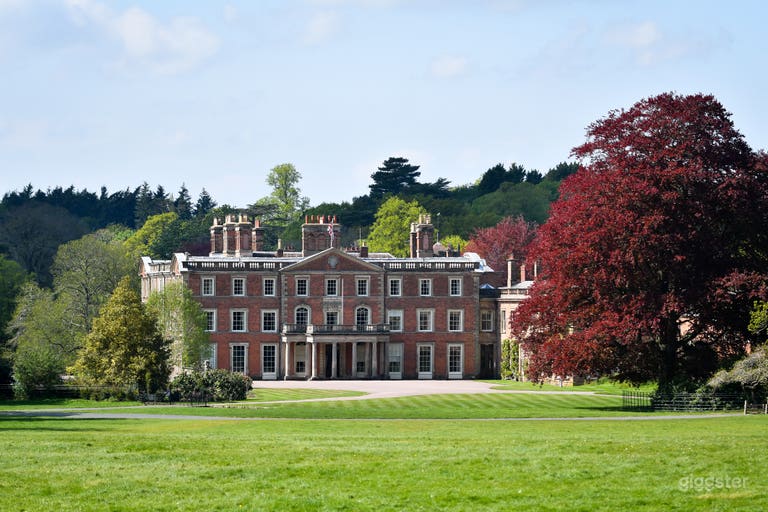  17th Century Stately Home set in 1,000 acres Capability Brown Parkland 