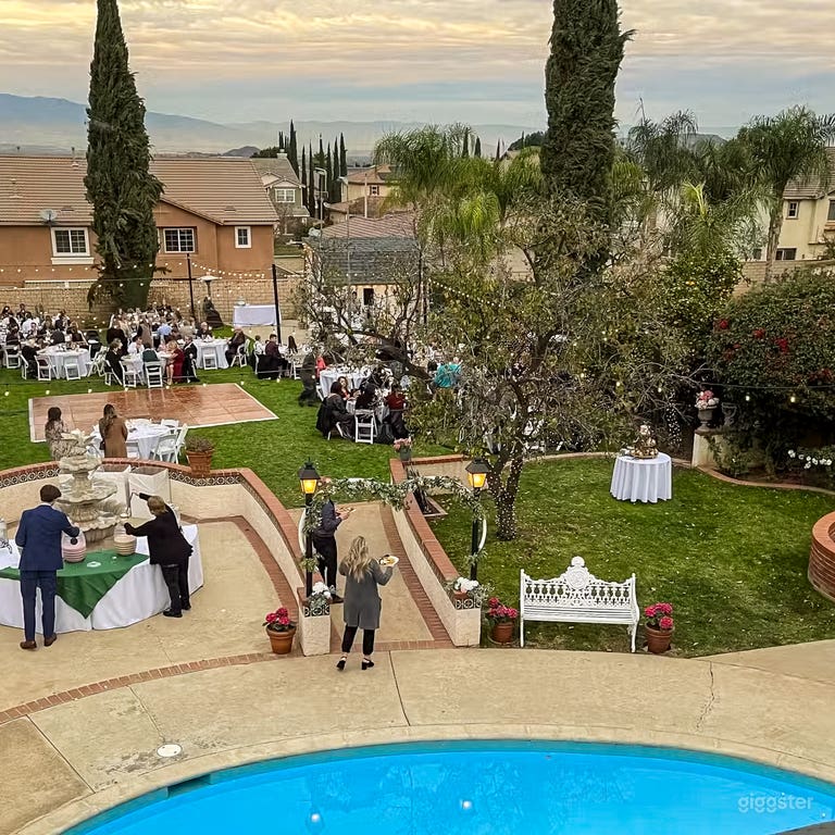  Propiedad de lujo de varios niveles con vistas panorámicas y piscina tipo resort 