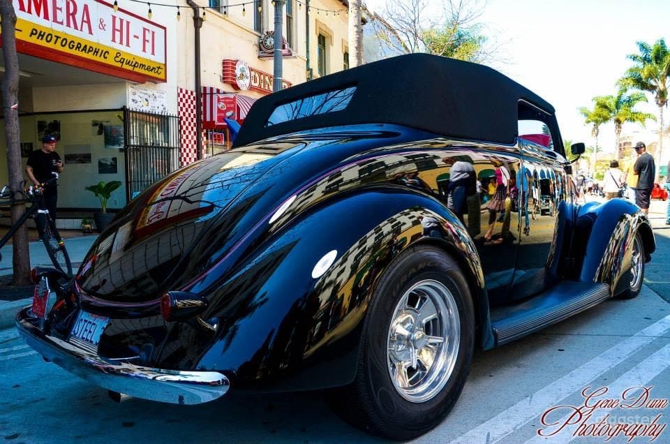 #76,023 1937 Ford Cabriolet Photo 4