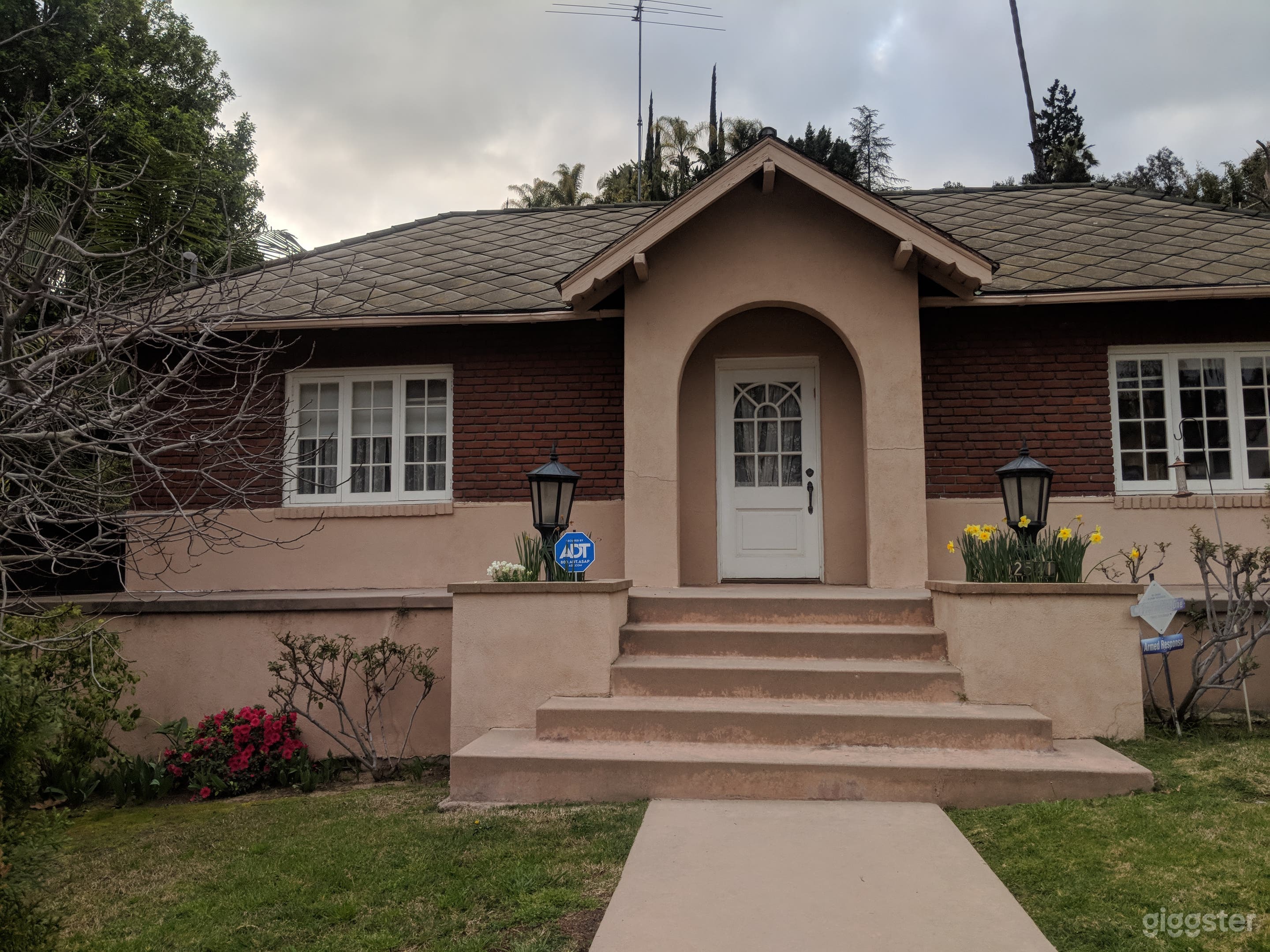 The Great American home and gardens. Photo 2