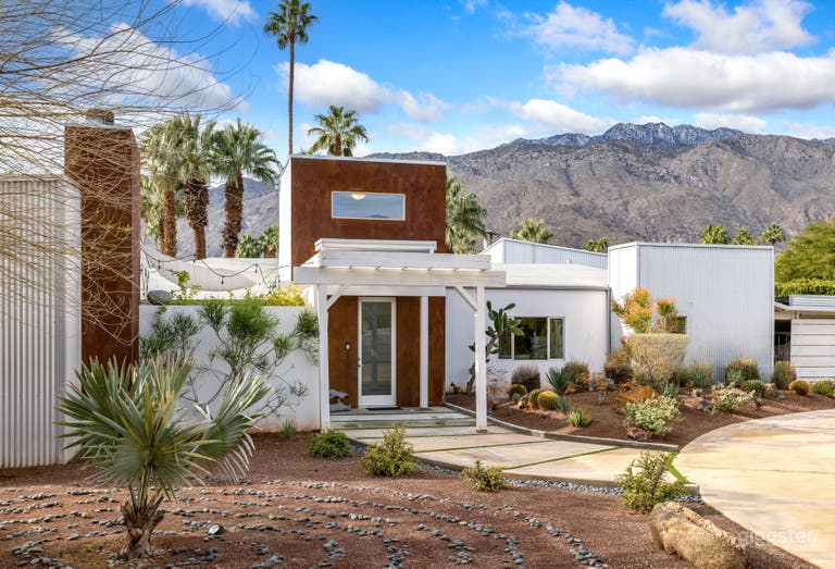  Private Movie Colony House 