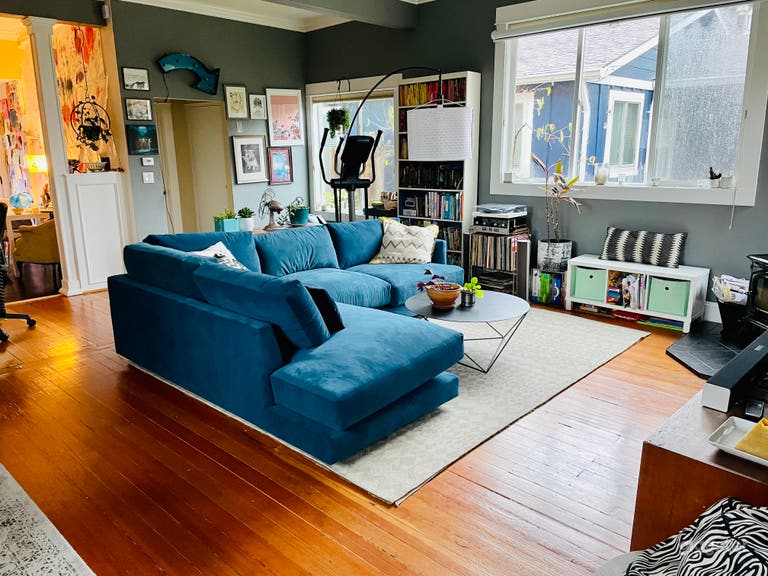  Historic Victorian w/ Beautiful Bohemian Interiors 