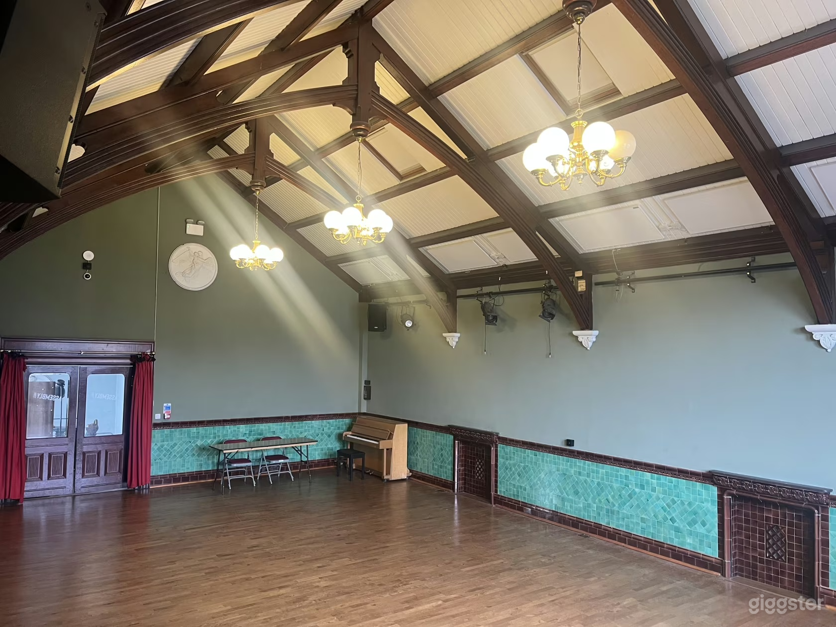 The Assembly Hall Photo 3